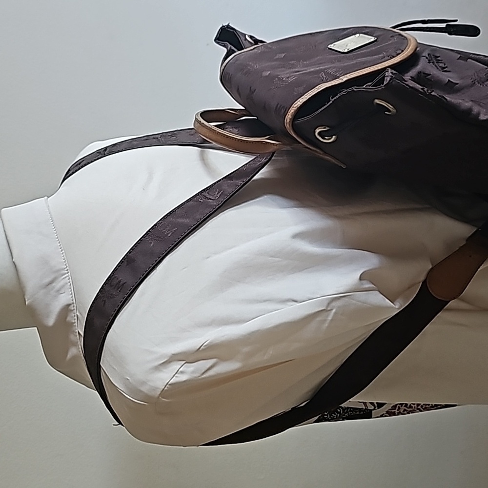 MCM BACKPACK - Picture 4 of 17
